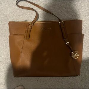 Michael Kors tote